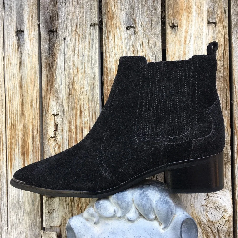 NWT Marc Fisher Yohani Pointed Toe Western Boot Suede Black 7.5